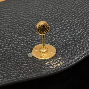 Hermes Lindy Mini 19 CM Bag Handmade In Taurillon Clemence Leather Gold Hardware 89 Noir - Image 20