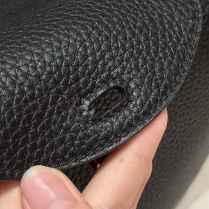 Hermes Lindy Mini 19 CM Bag Handmade In Taurillon Clemence Leather Gold Hardware 89 Noir - Image 17