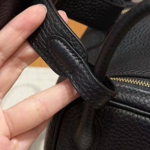 Hermes Lindy Mini 19 CM Bag Handmade In Taurillon Clemence Leather Gold Hardware 89 Noir - Image 15
