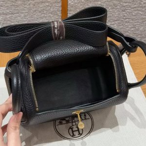 Hermes Lindy Mini 19 CM Bag Handmade In Taurillon Clemence Leather Gold Hardware 89 Noir - Image 7