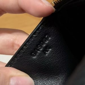 Hermes Lindy Mini 19 CM Bag Handmade In Taurillon Clemence Leather Gold Hardware 89 Noir - Image 5