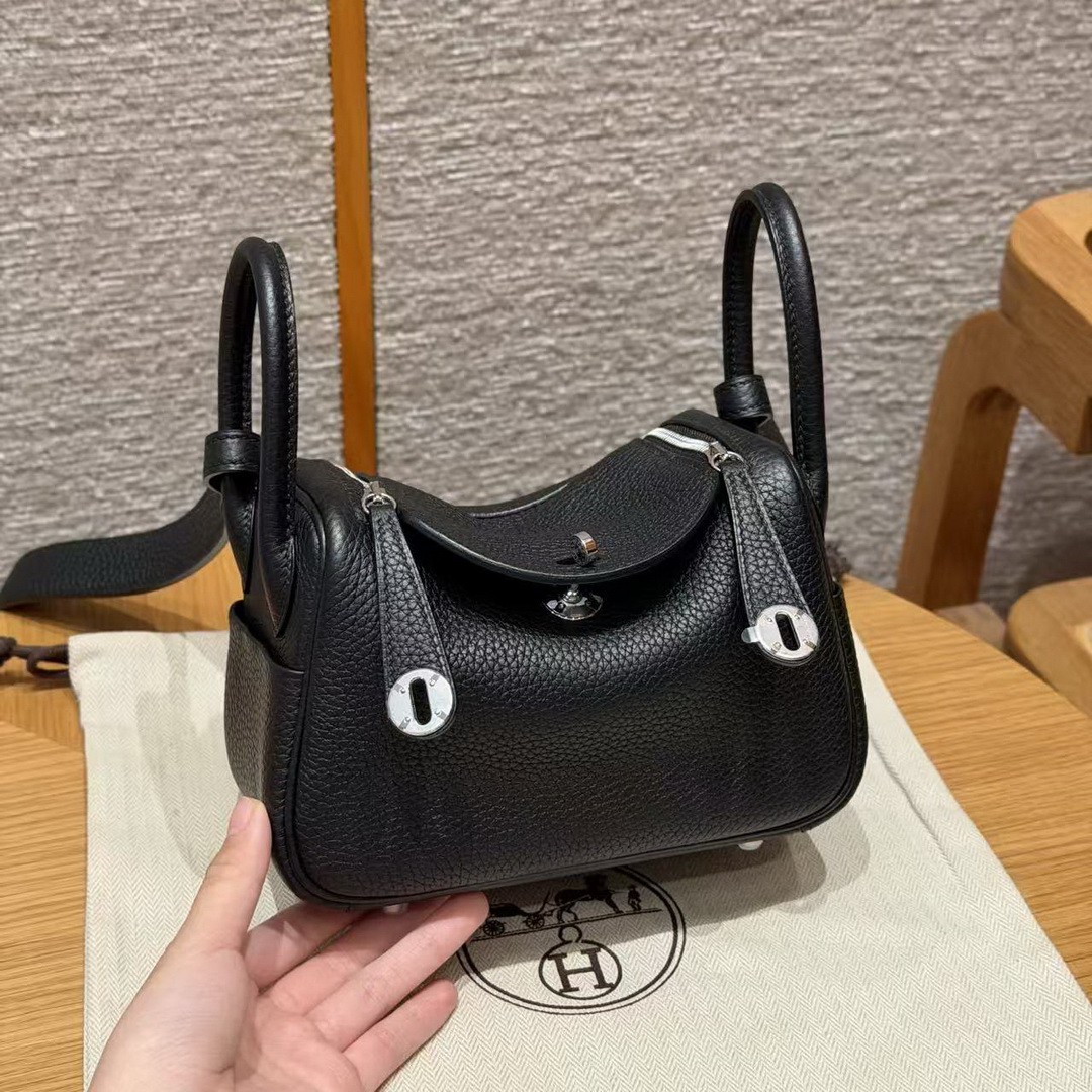 Hermes Lindy Mini 19 CM Bag Handmade In Taurillon Clemence Leather Silver Hardware 89 Noir