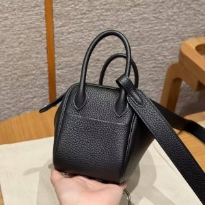 Hermes Lindy Mini 19 CM Bag Handmade In Taurillon Clemence Leather Silver Hardware 89 Noir - Image 16