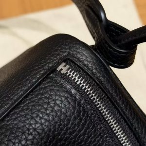Hermes Lindy Mini 19 CM Bag Handmade In Taurillon Clemence Leather Silver Hardware 89 Noir - Image 8