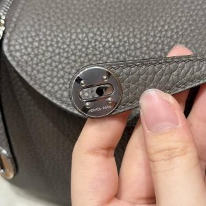 Hermes Lindy Mini 19 CM Bag Handmade In Taurillon Clemence Leather Silver Hardware 8F Girs Etain - Image 12