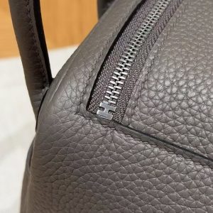 Hermes Lindy Mini 19 CM Bag Handmade In Taurillon Clemence Leather Silver Hardware 8F Girs Etain - Image 7