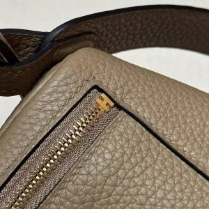 Hermes Lindy Mini 19 CM Bag Handmade In Taurillon Clemence Leather Gold Hardware 8Q Beige Marfa - Image 10