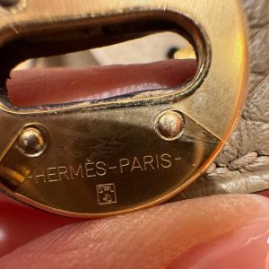 Hermes Lindy Mini 19 CM Bag Handmade In Taurillon Clemence Leather Gold Hardware 8Q Beige Marfa - Image 6