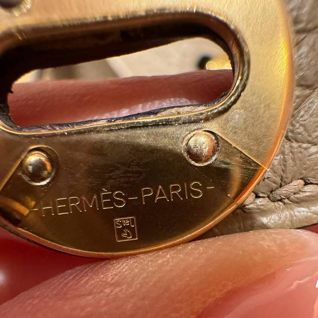 Hermes Lindy Mini 19 CM Bag Handmade In Taurillon Clemence Leather Gold Hardware 8Q Beige Marfa - Image 6