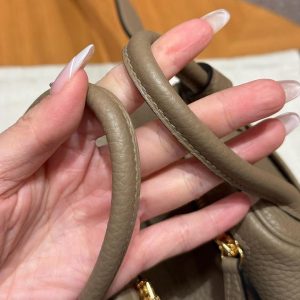 Hermes Lindy Mini 19 CM Bag Handmade In Taurillon Clemence Leather Gold Hardware 8Q Beige Marfa - Image 4