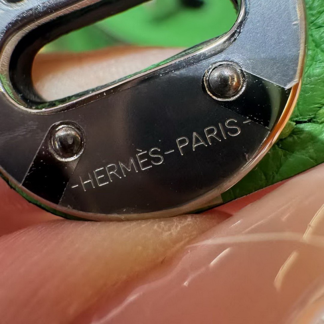 Hermes Lindy Mini 19 CM Bag Handmade In Taurillon Clemence Leather Silver Hardware A8 Vert Yucca - Image 7