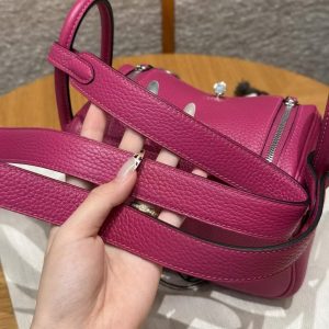 Hermes Lindy Mini 19 CM Bag Handmade In Taurillon Clemence Leather Silver Hardware L3 Rose Purple - Image 3