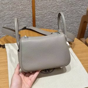 Hermes Lindy Mini 19 CM Bag Handmade In Taurillon Clemence Leather Silver Hardware M8 Gris Asphalte - Image 2