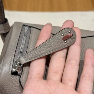 Hermes Lindy Mini 19 CM Bag Handmade In Taurillon Clemence Leather Silver Hardware M8 Gris Asphalte - Image 9