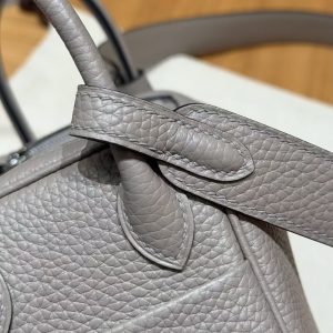 Hermes Lindy Mini 19 CM Bag Handmade In Taurillon Clemence Leather Silver Hardware M8 Gris Asphalte - Image 7