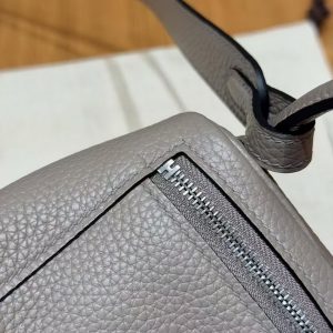 Hermes Lindy Mini 19 CM Bag Handmade In Taurillon Clemence Leather Silver Hardware M8 Gris Asphalte - Image 6