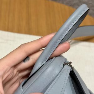 Hermes Lindy Mini 19 CM Bag Handmade In Swift Leather Silver Hardware P0 Girs Pantin - Image 4