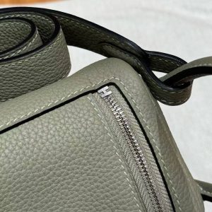 Hermes Lindy Mini 19 CM Bag Handmade In Taurillon Clemence Leather Silver Hardware Q1 Sauge - Image 11