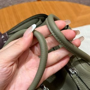 Hermes Lindy Mini 19 CM Bag Handmade In Taurillon Clemence Leather Silver Hardware Q1 Sauge - Image 3