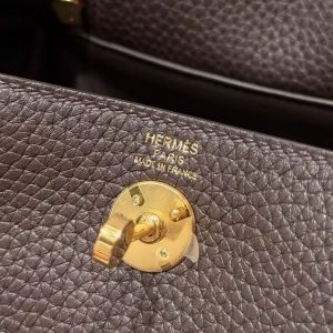 Hermes Lindy Mini 19 CM Bag Handmade In Taurillon Clemence Leather Gold Hardware T3 Bai Brun - Image 14