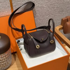 Hermes Lindy Mini 19 CM Bag Handmade In Taurillon Clemence Leather Gold Hardware T3 Bai Brun - Image 3