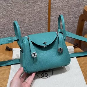 Hermes Lindy Mini 19 CM Bag Handmade In Taurillon Clemence Leather Silver Hardware U1 Vert Verone