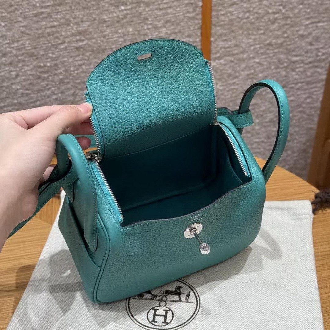 Hermes Lindy Mini 19 CM Bag Handmade In Taurillon Clemence Leather Silver Hardware U1 Vert Verone - Image 20