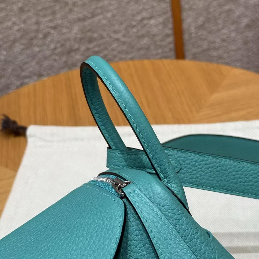 Hermes Lindy Mini 19 CM Bag Handmade In Taurillon Clemence Leather Silver Hardware U1 Vert Verone - Image 9