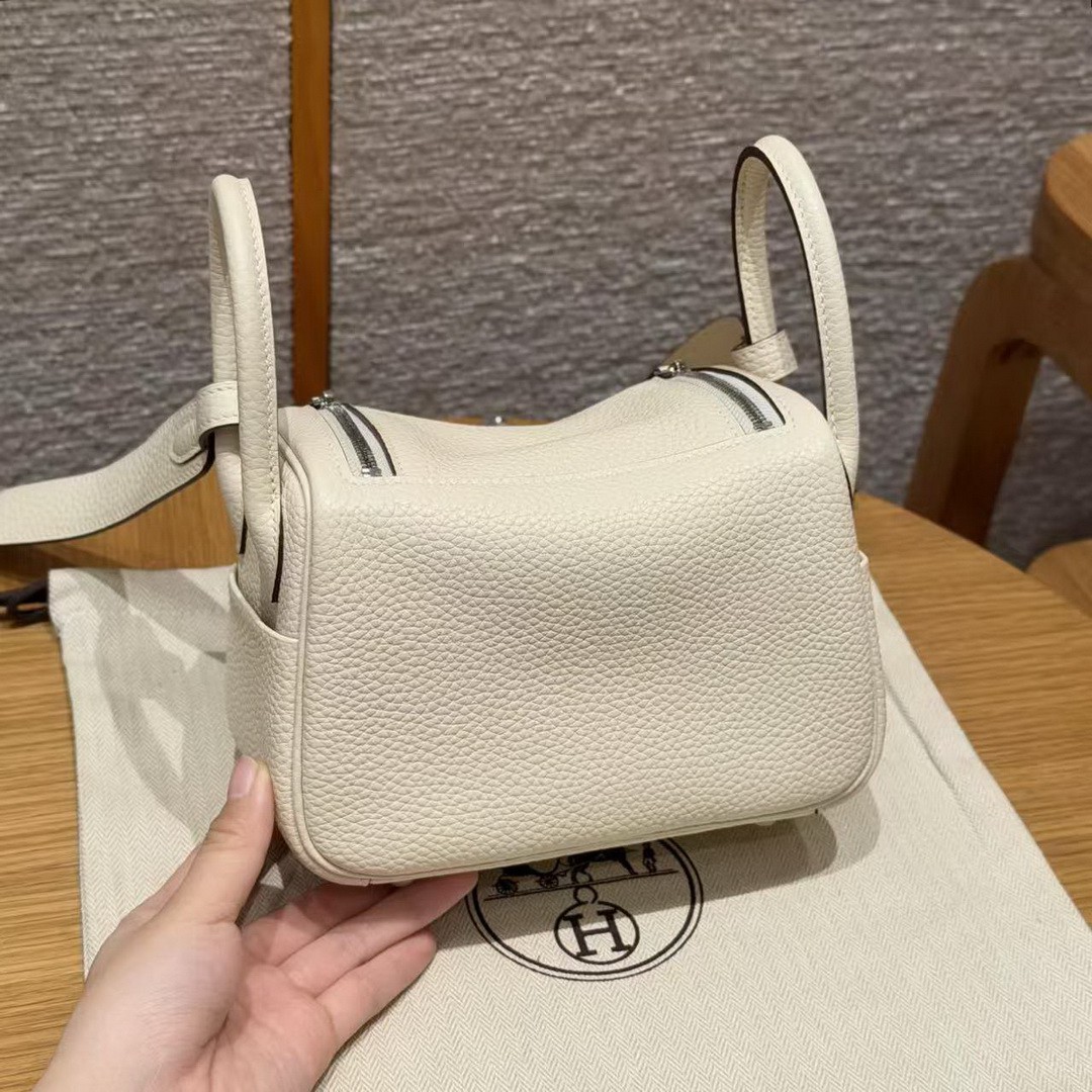 Hermes Lindy Mini 19 CM Bag Handmade In Taurillon Clemence Leather Silver Hardware i2 Nata - Image 2