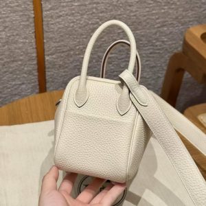 Hermes Lindy Mini 19 CM Bag Handmade In Taurillon Clemence Leather Silver Hardware i2 Nata - Image 17