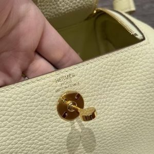 Hermes Lindy Mini 19 CM Bag Handmade In Swift Leather Gold Hardware i8 Jaune Milton - Image 14