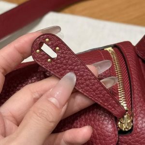 Hermes Lindy Mini 19 CM Bag Handmade In Taurillon Clemence Leather Gold Hardware k1 Rouge Grenat - Image 10