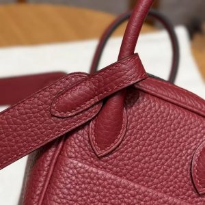 Hermes Lindy Mini 19 CM Bag Handmade In Taurillon Clemence Leather Gold Hardware k1 Rouge Grenat - Image 9