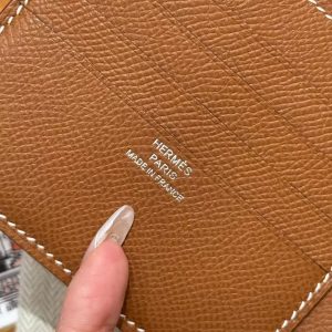 Hermes MC² Copernic Compact Wallet Handmade In Epsom Calfskin Leather 37 Gold - Image 4