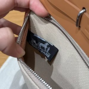 Hermes Mini Herbag Zip 20 Bag Retourne Beton Naturel Sable Handmade In Militaire Canvas and Hunter Cowhide Silver Hardware - Image 16