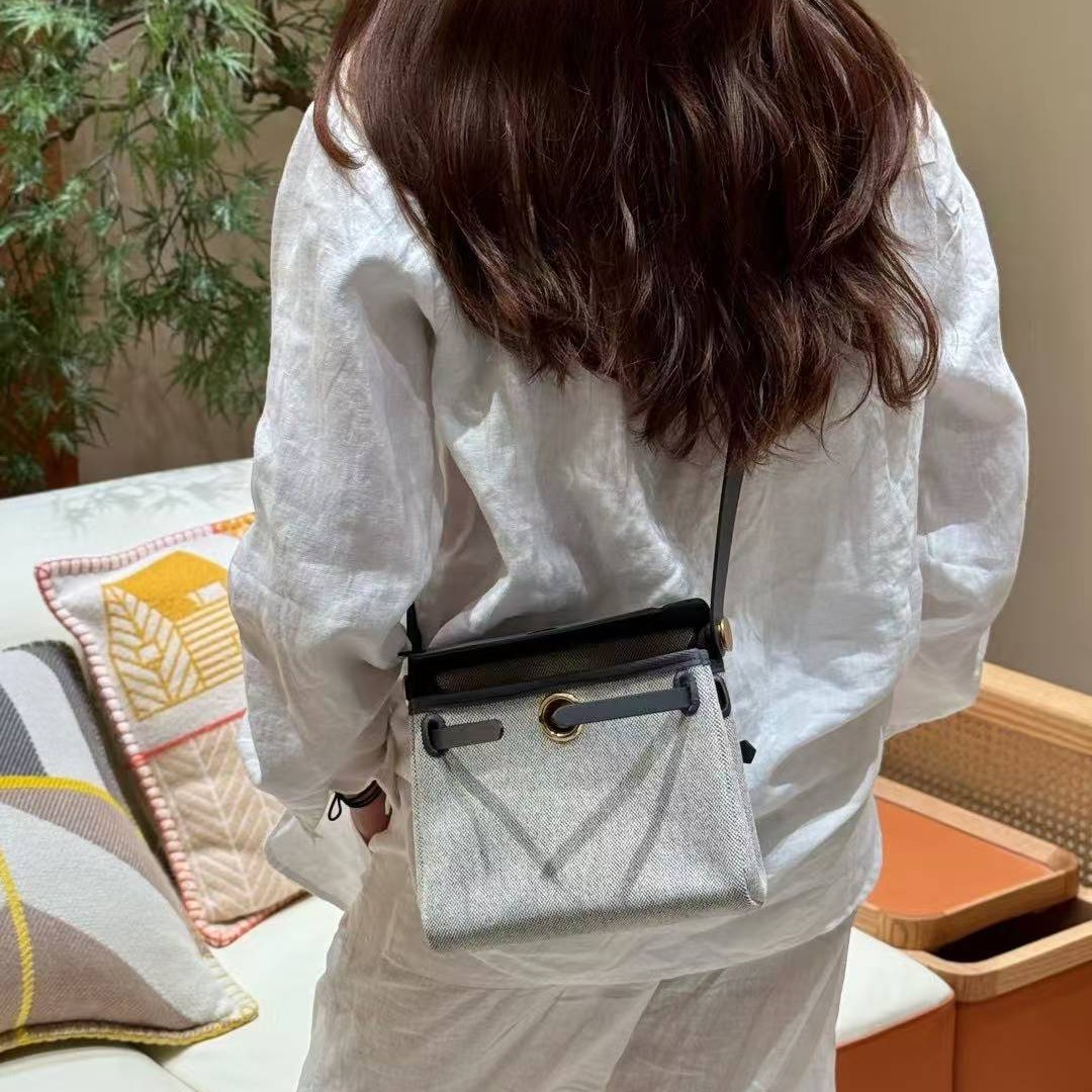 Hermes Mini Herbag Zip 20 Bag Retourne Ecru Blue Glacier Ardoise Handmade In Militaire Canvas and Hunter Cowhide Gold Hardware - Image 4