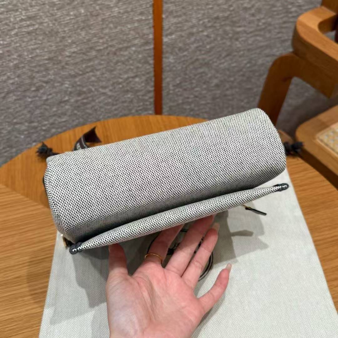 Hermes Mini Herbag Zip 20 Bag Retourne Ecru Blue Glacier Ardoise Handmade In Militaire Canvas and Hunter Cowhide Gold Hardware - Image 27
