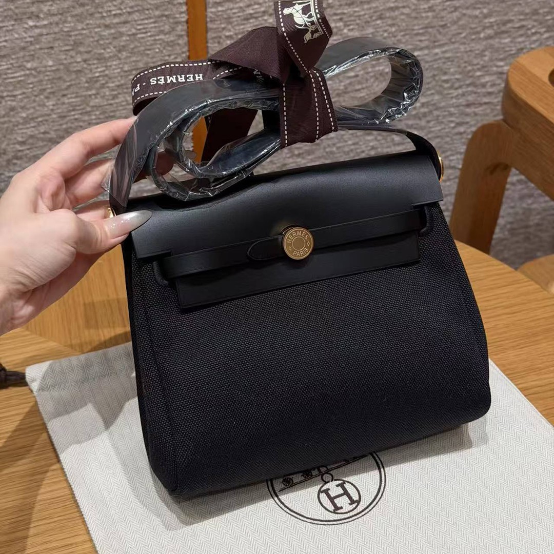 Hermes Mini Herbag Zip 20 Bag Retourne 89 Noir Handmade In Militaire Canvas and Hunter Cowhide Gold Hardware