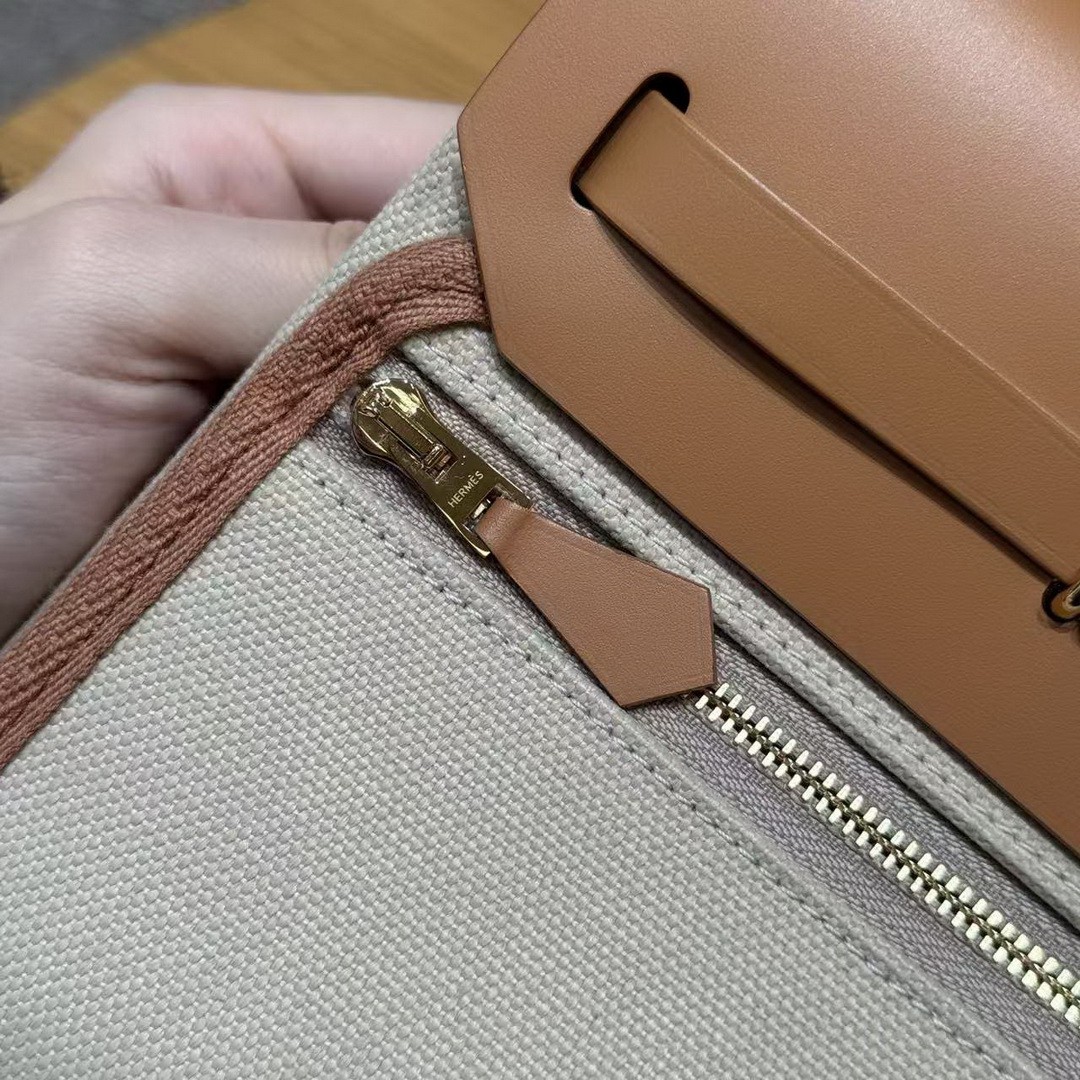 Hermes Mini Herbag Zip 20 Bag Retourne Beton Naturel Sable Handmade In Militaire Canvas and Hunter Cowhide Gold Hardware - Image 22
