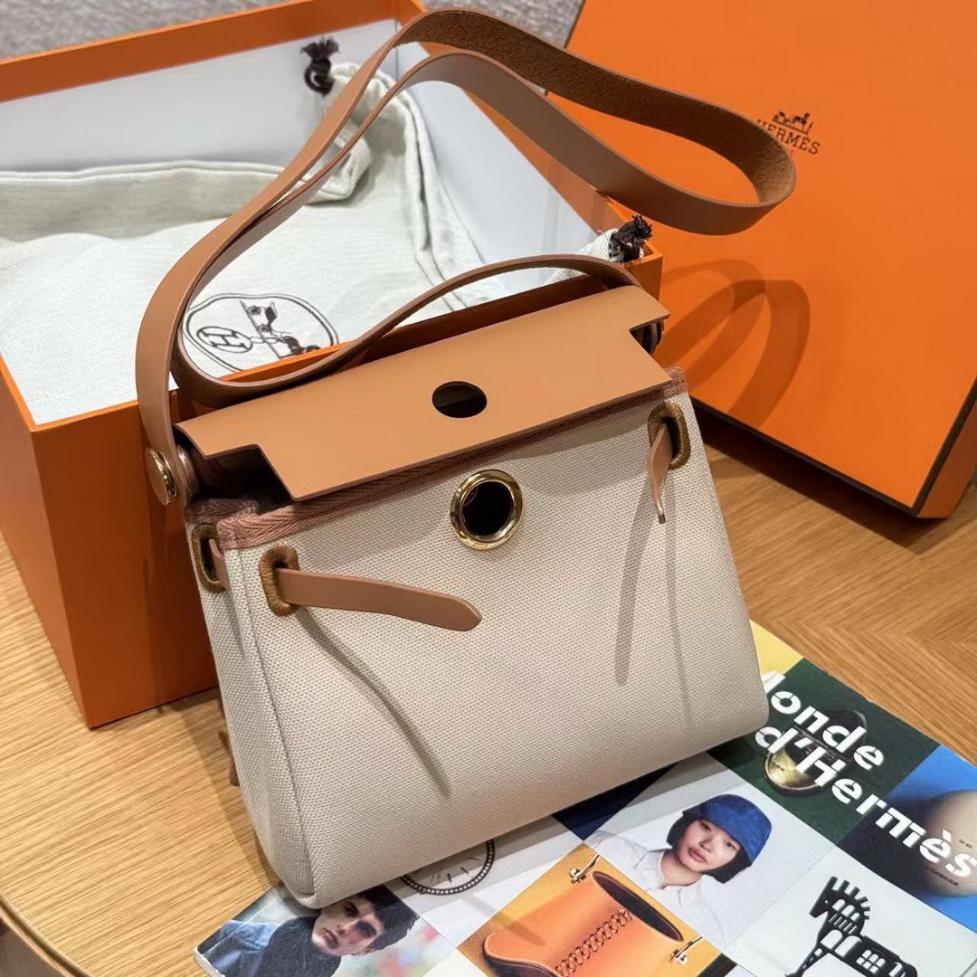 Hermes Mini Herbag Zip 20 Bag Retourne Beton Naturel Sable Handmade In Militaire Canvas and Hunter Cowhide Gold Hardware - Image 6