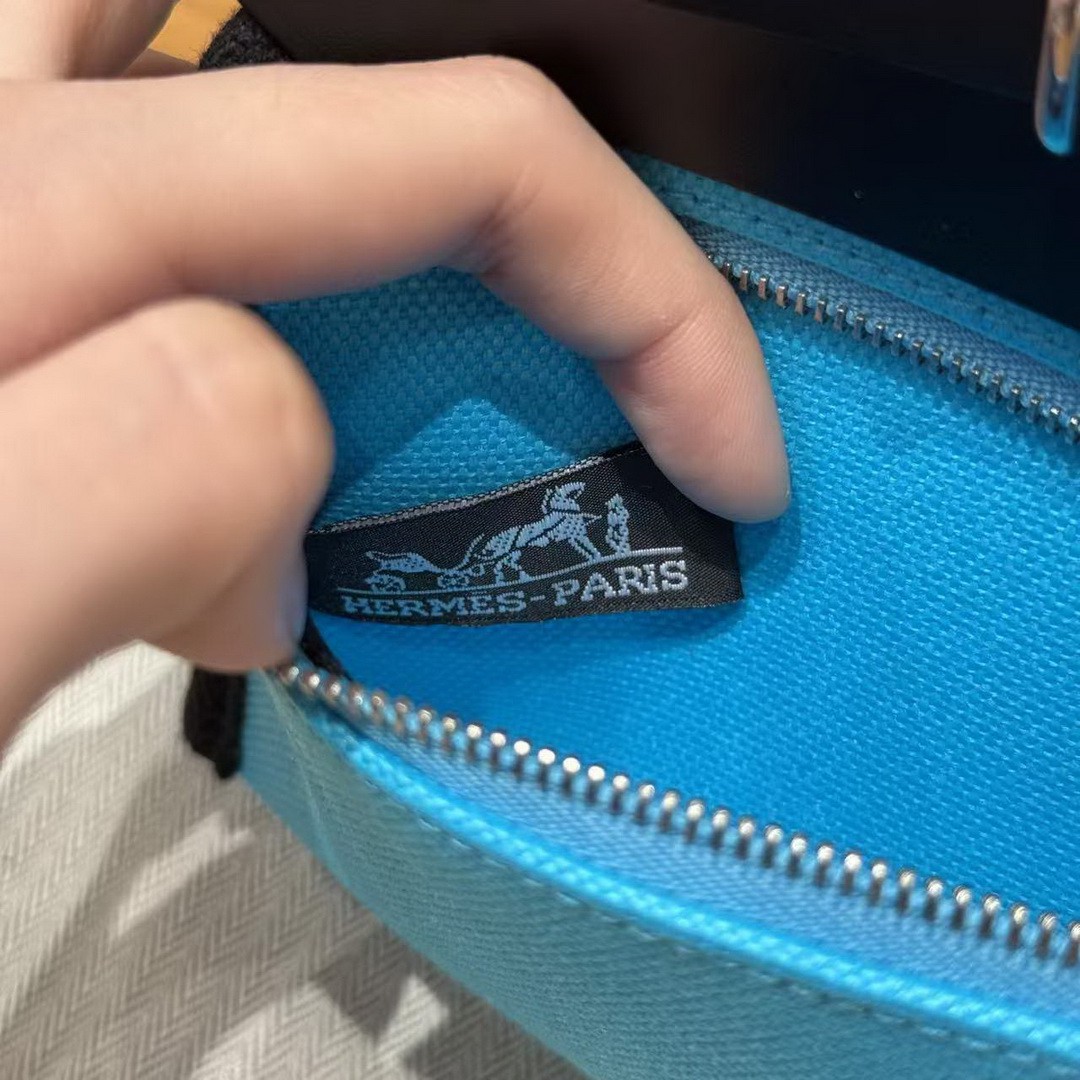 Hermes Mini Herbag Zip 20 Bag Retourne Bleu Riviera Noir Handmade In Militaire Canvas and Hunter Cowhide Silver Hardware - Image 20