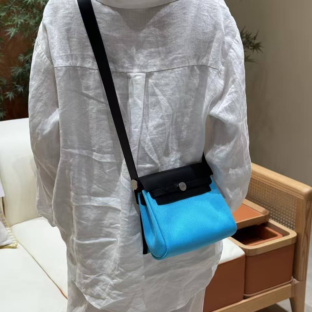 Hermes Mini Herbag Zip 20 Bag Retourne Bleu Riviera Noir Handmade In Militaire Canvas and Hunter Cowhide Silver Hardware - Image 4
