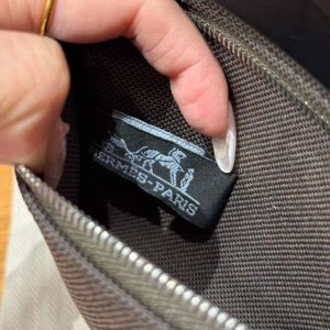 Hermes Mini Herbag Zip 20 Bag Retourne Dark Bronze Noir Handmade In Militaire Canvas and Hunter Cowhide Silver Hardware - Image 13
