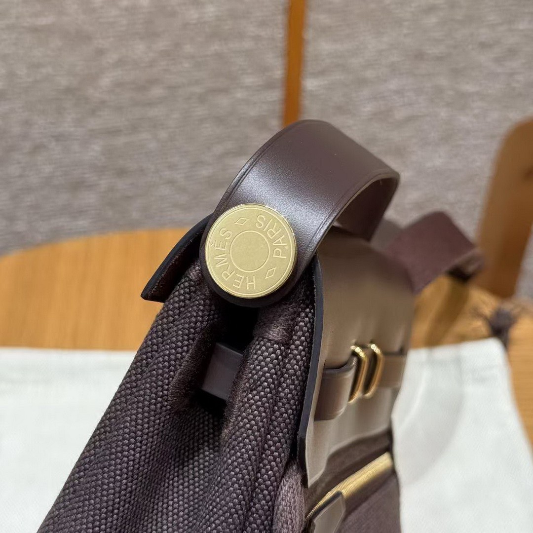 Hermes Mini Herbag Zip 20 Bag Retourne Ebene Handmade In Militaire Canvas and Hunter Cowhide Gold Hardware - Image 20