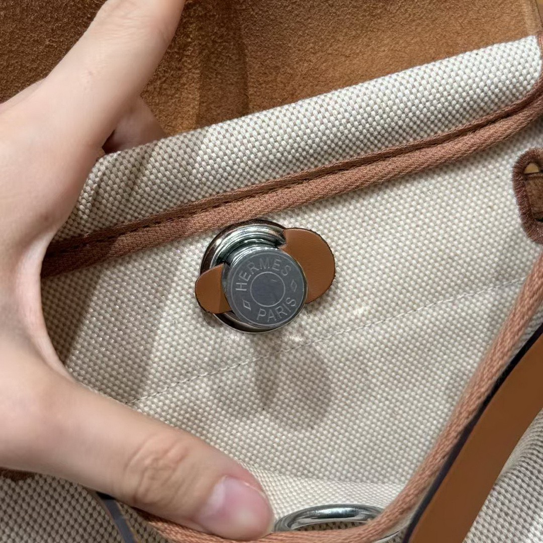 Hermes Mini Herbag Zip 20 Bag Retourne Ecru Beige Fauve Handmade In Militaire Canvas and Hunter Cowhide Silver Hardware - Image 8