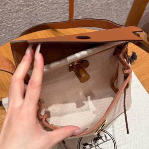 Hermes Mini Herbag Zip 20 Bag Retourne Ecru Beige Gold Handmade In Militaire Canvas and Hunter Cowhide Gold Hardware - Image 11