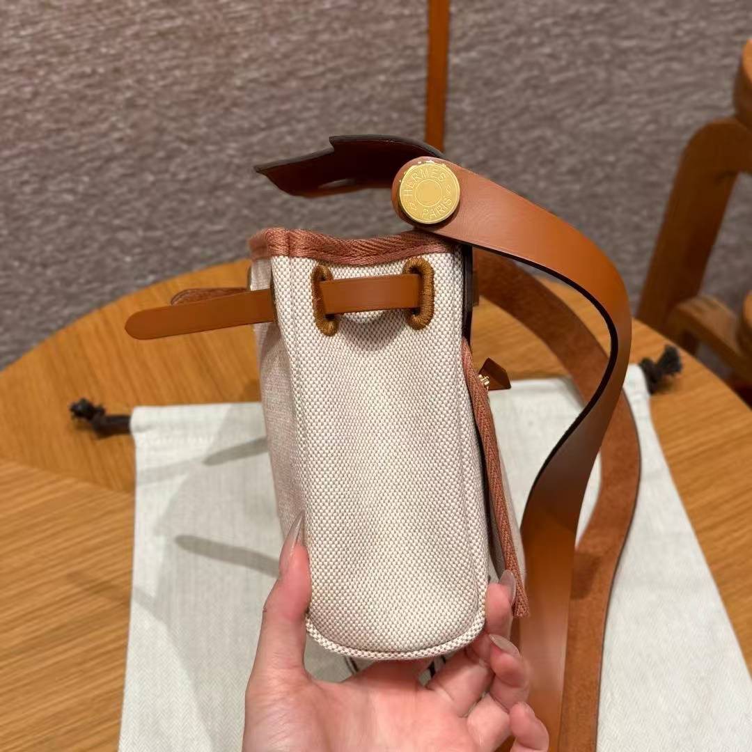 Hermes Mini Herbag Zip 20 Bag Retourne Ecru Beige Gold Handmade In Militaire Canvas and Hunter Cowhide Gold Hardware - Image 9