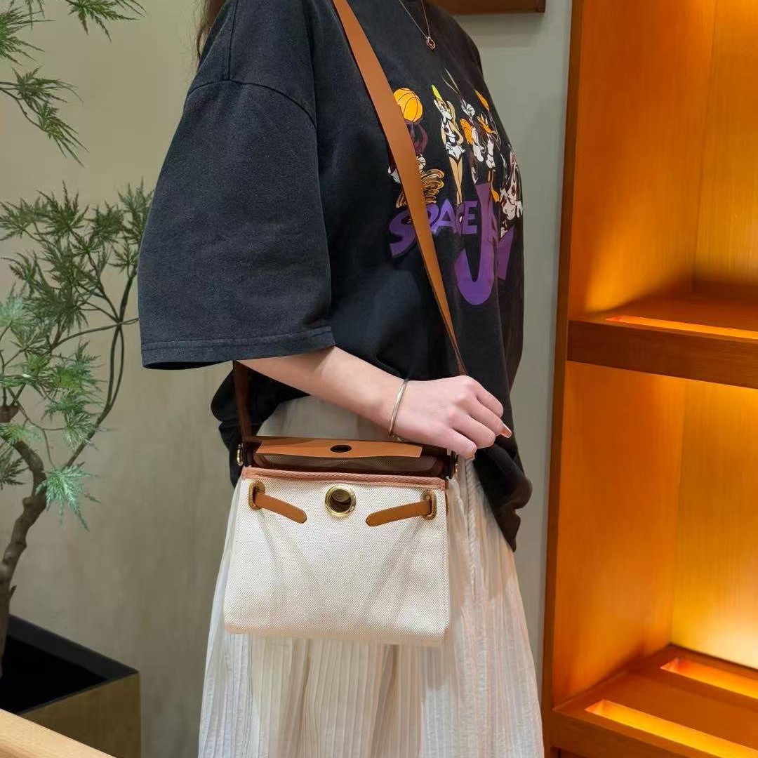 Hermes Mini Herbag Zip 20 Bag Retourne Ecru Beige Gold Handmade In Militaire Canvas and Hunter Cowhide Gold Hardware - Image 3