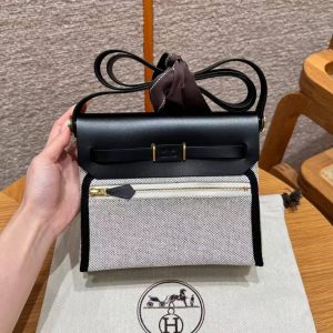 Hermes Mini Herbag Zip 20 Bag Retourne Ecru Noir Handmade In Canvas and Hunter Cowhide Gold Hardware - Image 2