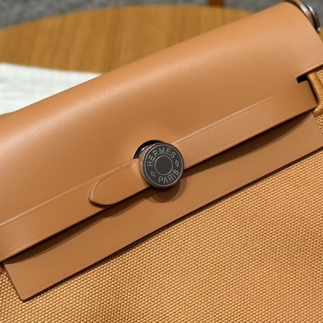 Hermes Mini Herbag Zip 20 Bag Handmade In Militaire Canvas and Hunter Cowhide Silver Hardware Naturel Sable - Image 27